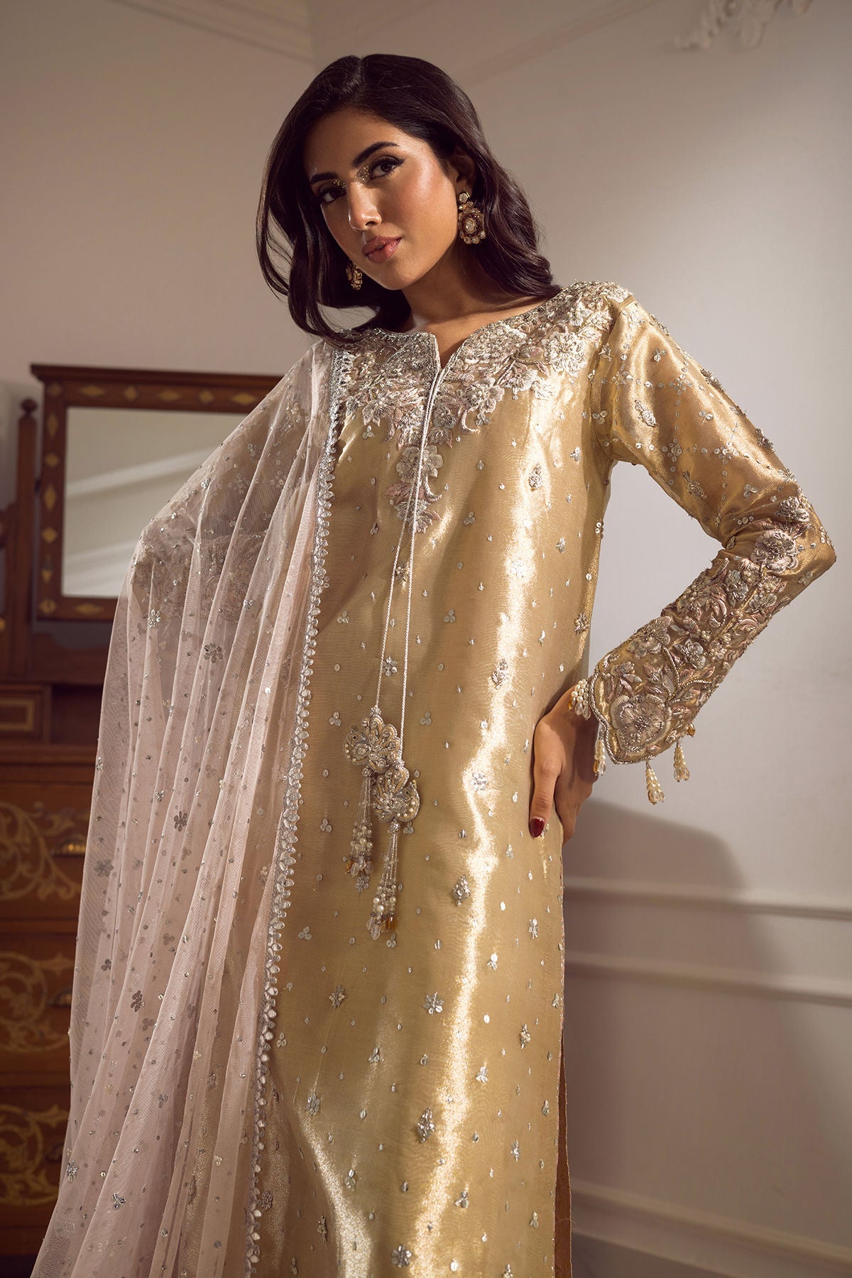 Annus Abrar | Melia Luxe Formals | Hurmia