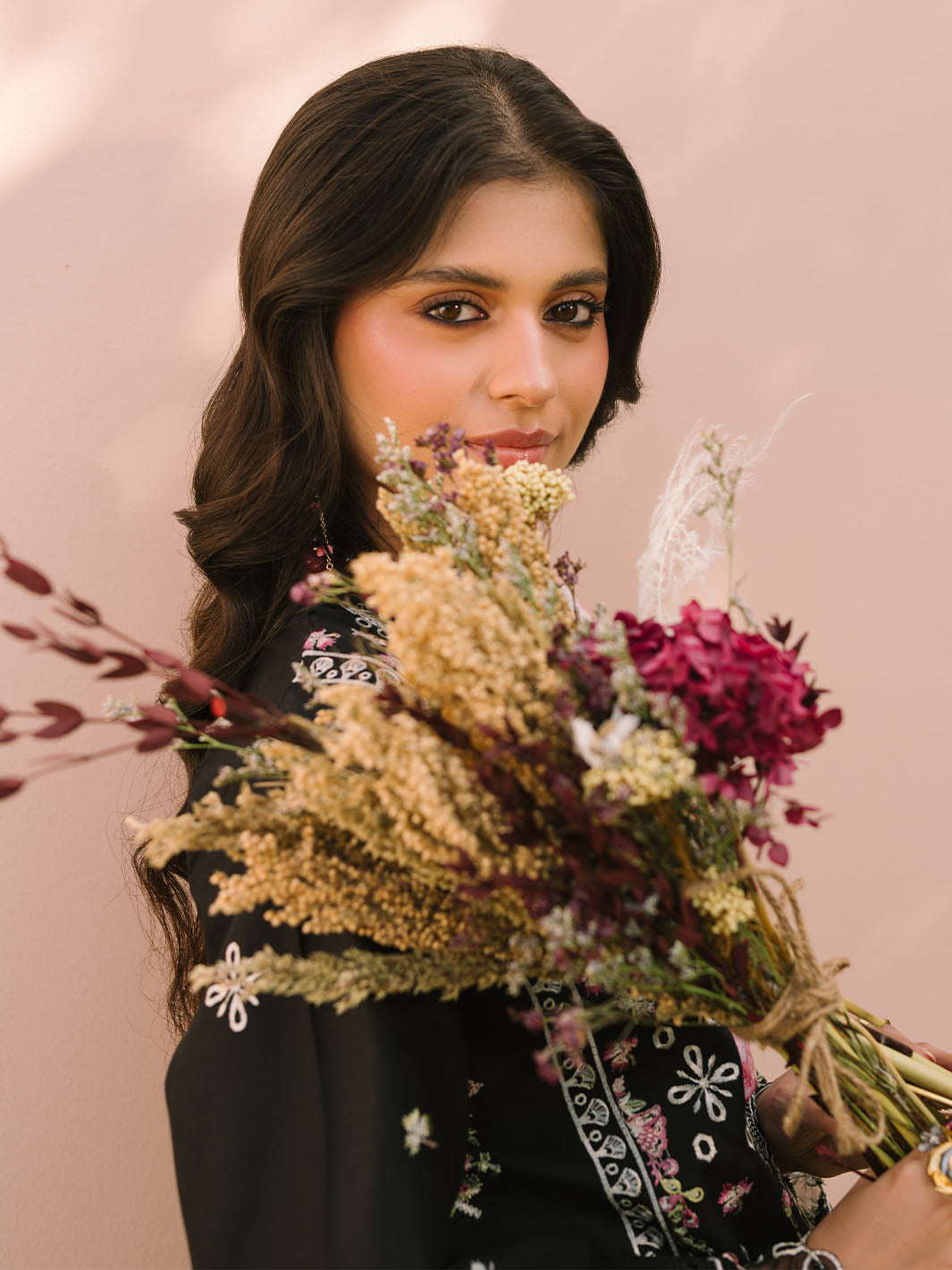 Mahnur | Dahlia Luxury Lawn 25 | Aurora