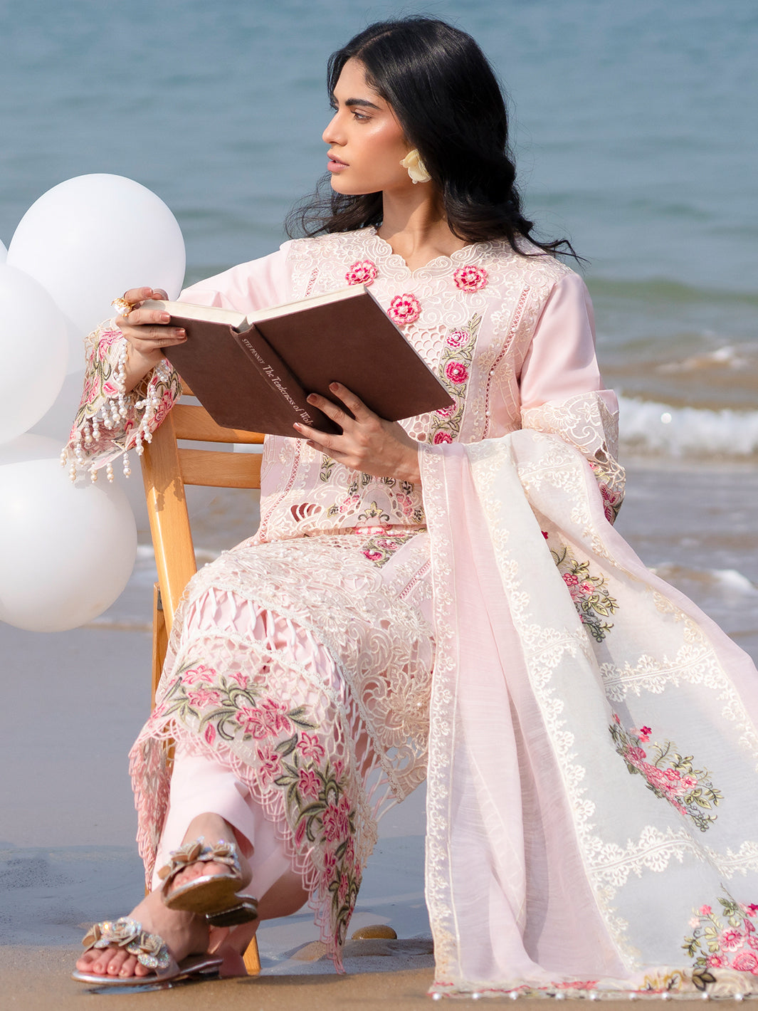 Mahnur | Sirena Luxury Lawn 25 | Azalea