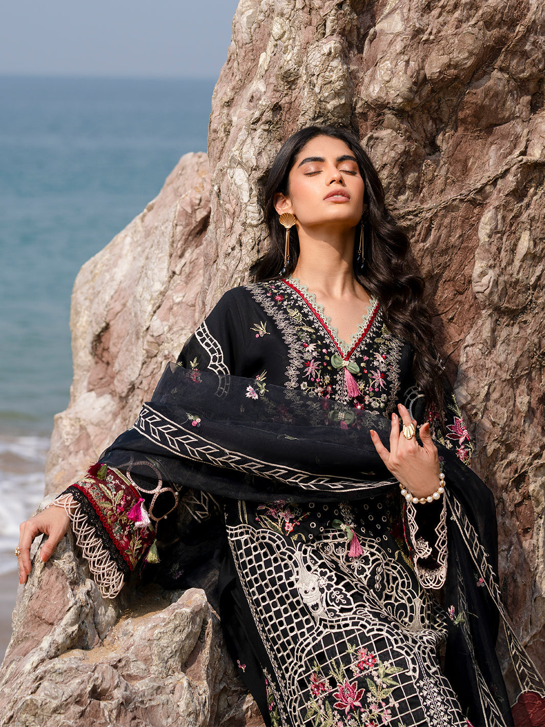 Mahnur | Sirena Luxury Lawn 25 | Azure