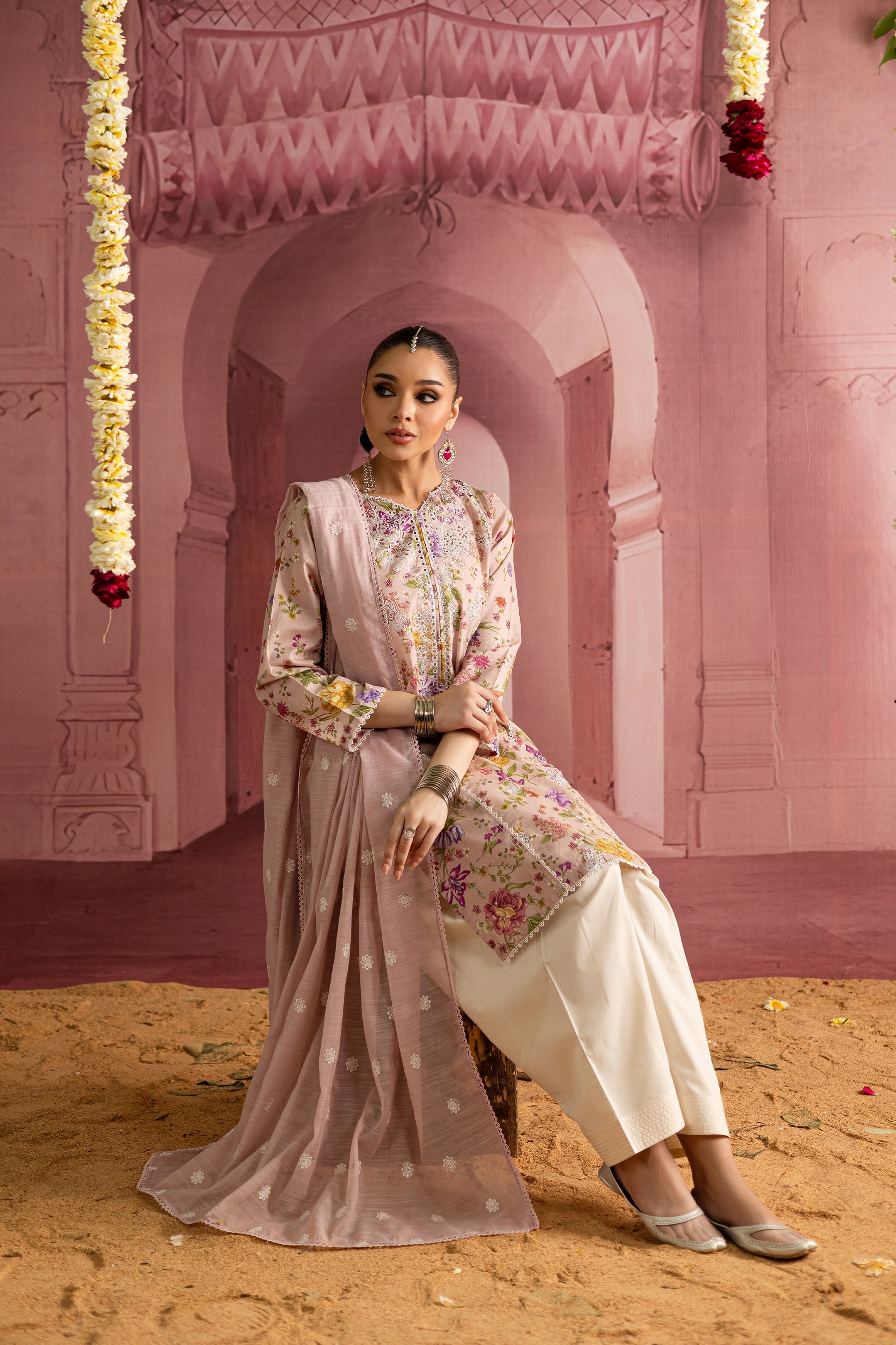 Batik | Chargbagh | Emily