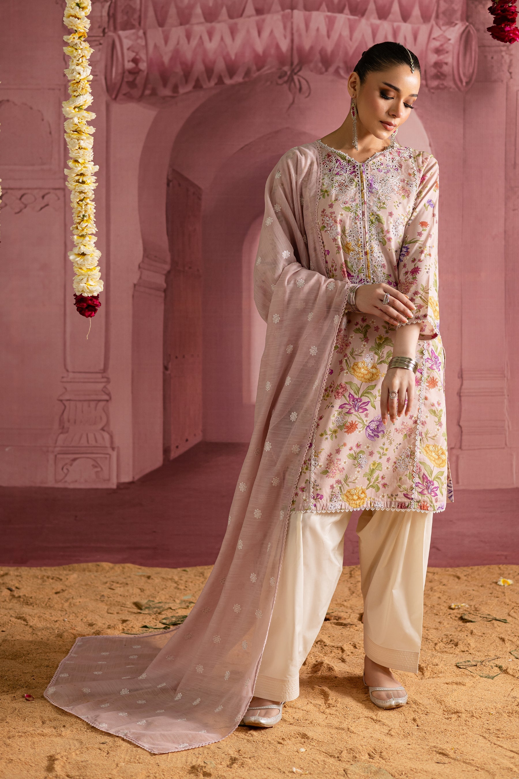 Batik | Chargbagh | Emily