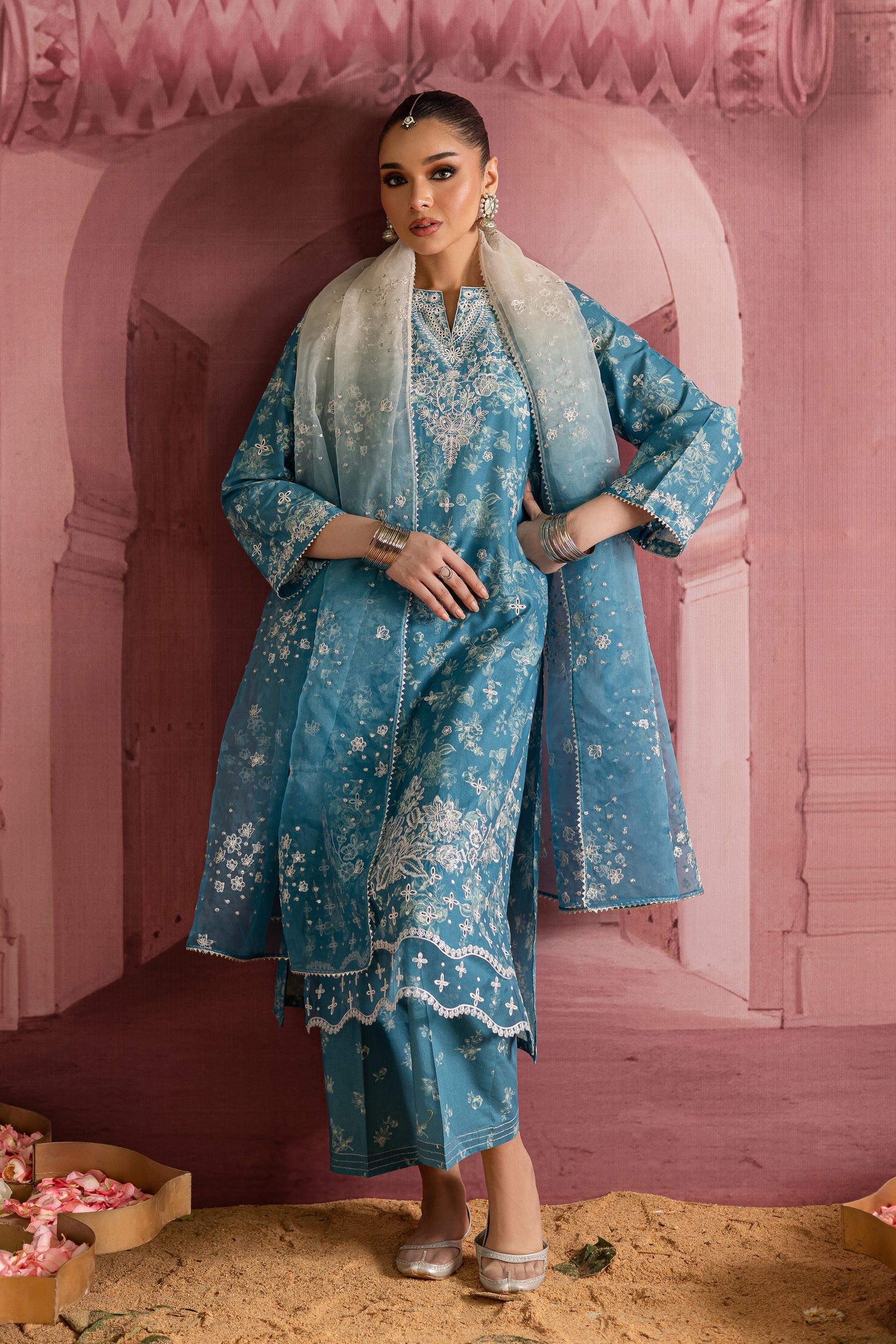 Batik | Chargbagh | Aster