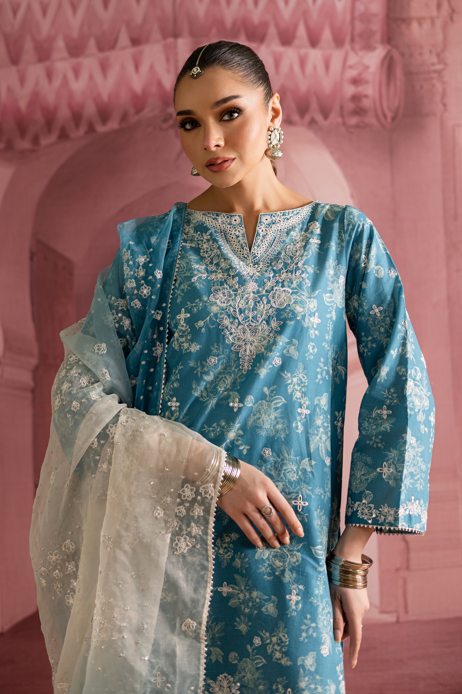 Batik | Chargbagh | Aster