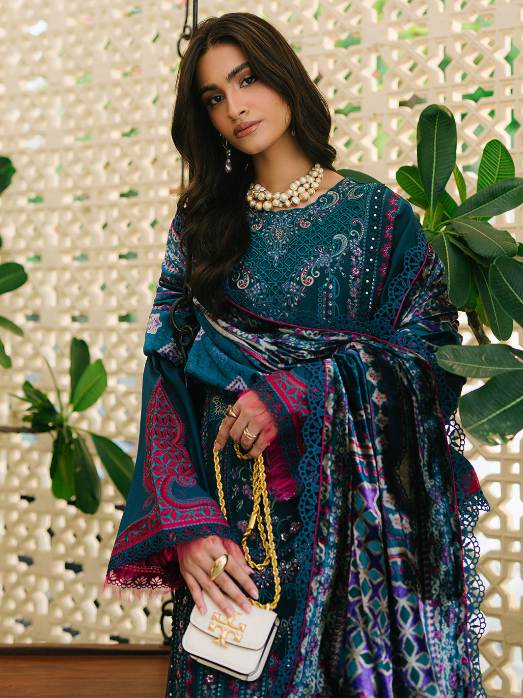 Bin Ilyas | Olivia Embroidered Winter 24 |  521 - B