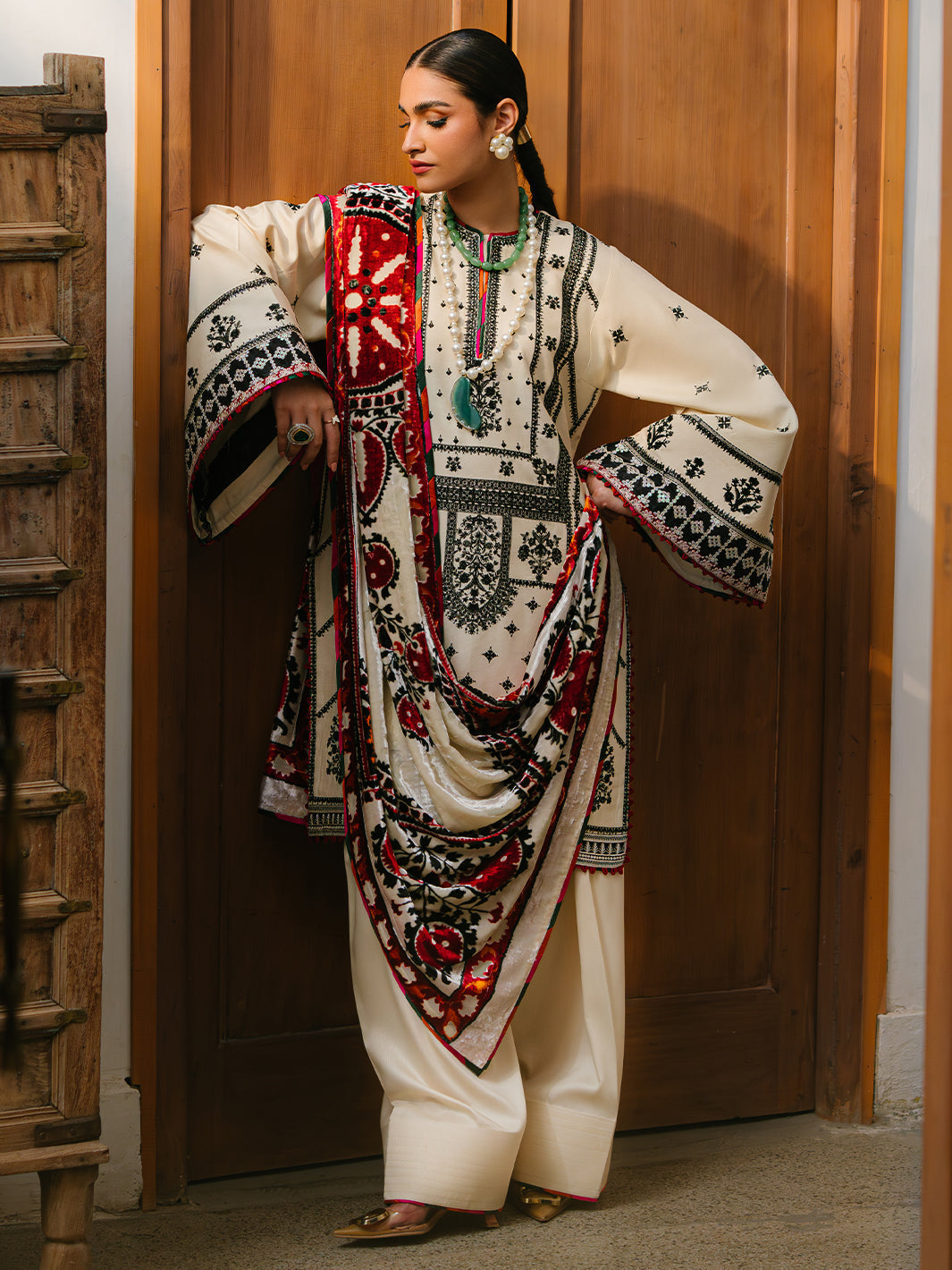 Bin Ilyas | Olivia Embroidered Winter 24 |  524 - A