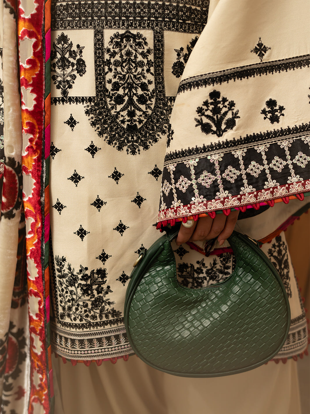 Bin Ilyas | Olivia Embroidered Winter 24 |  524 - A