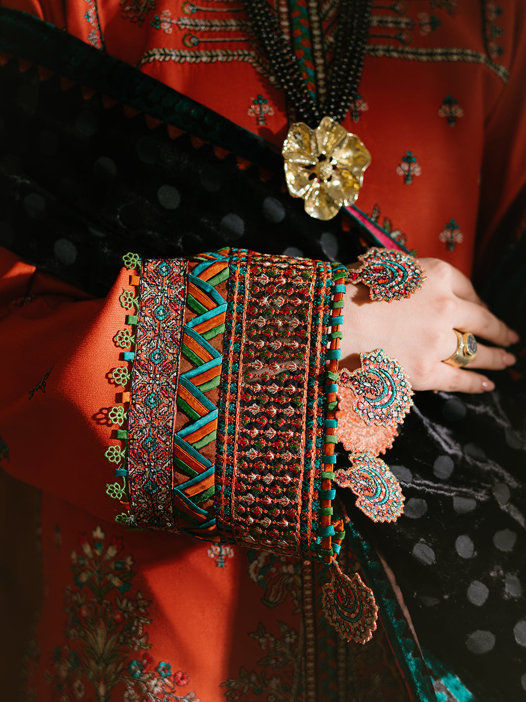 Bin Ilyas | Olivia Embroidered Winter 24 |  525 - B