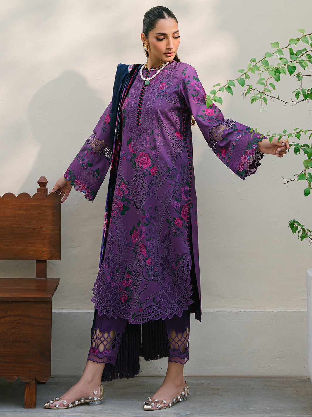 Bin Ilyas | Olivia Embroidered Winter 24 | 526 - A