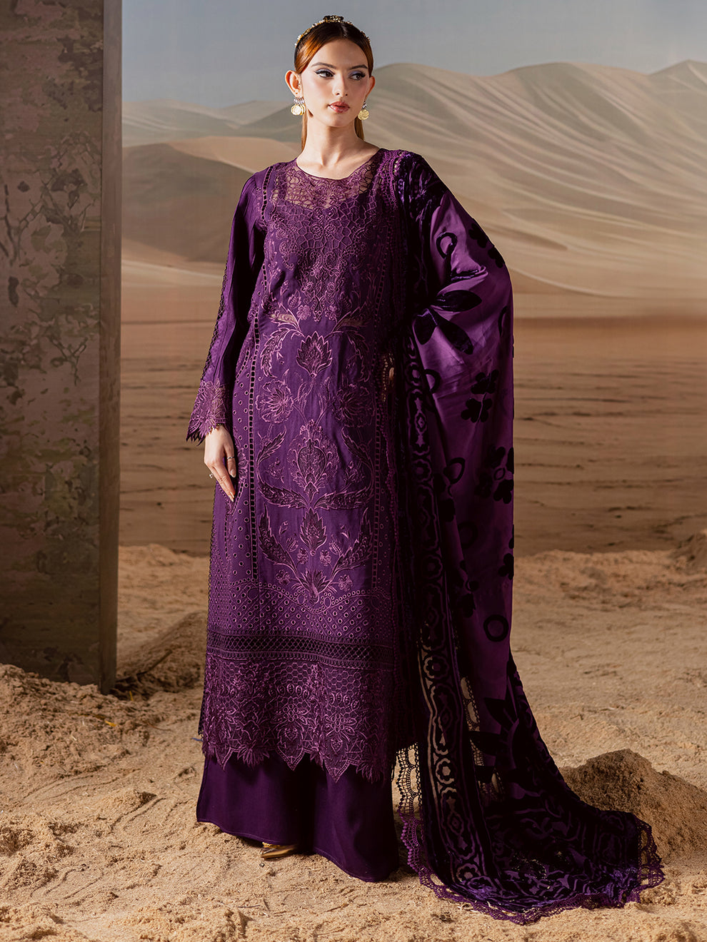 Mahnur | Amelia Luxury Winter 25 | CK-010 Kotrai