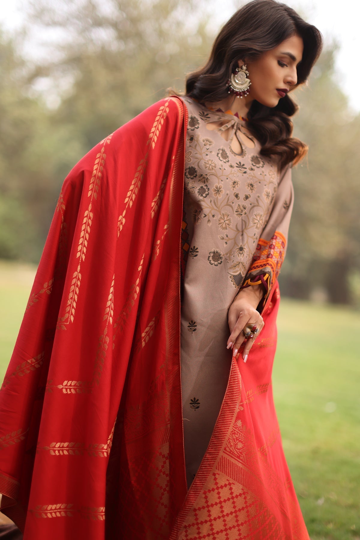 Charizma | Signature C Print |  SPW4-07