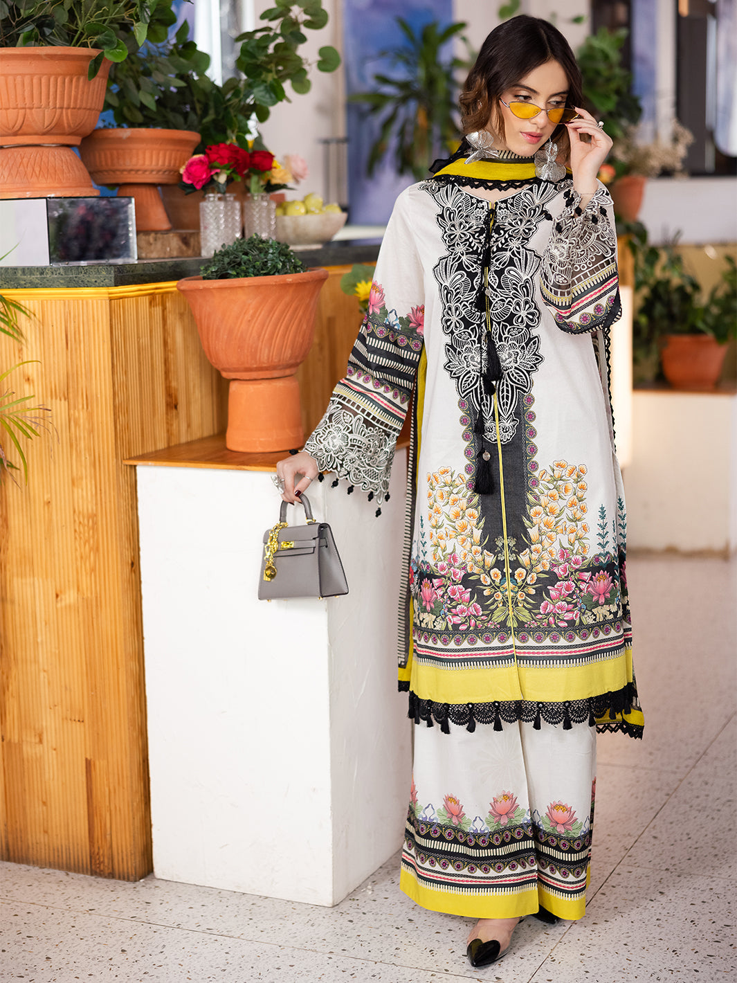 Mahnur | After Hours Luxury Lawn 25 | ChitChat Charm