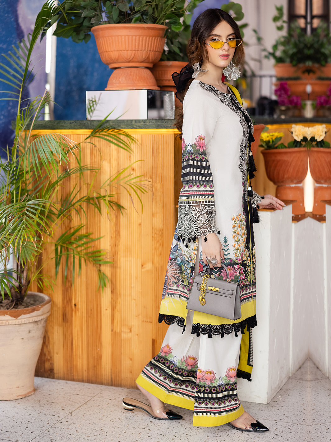 Mahnur | After Hours Luxury Lawn 25 | ChitChat Charm