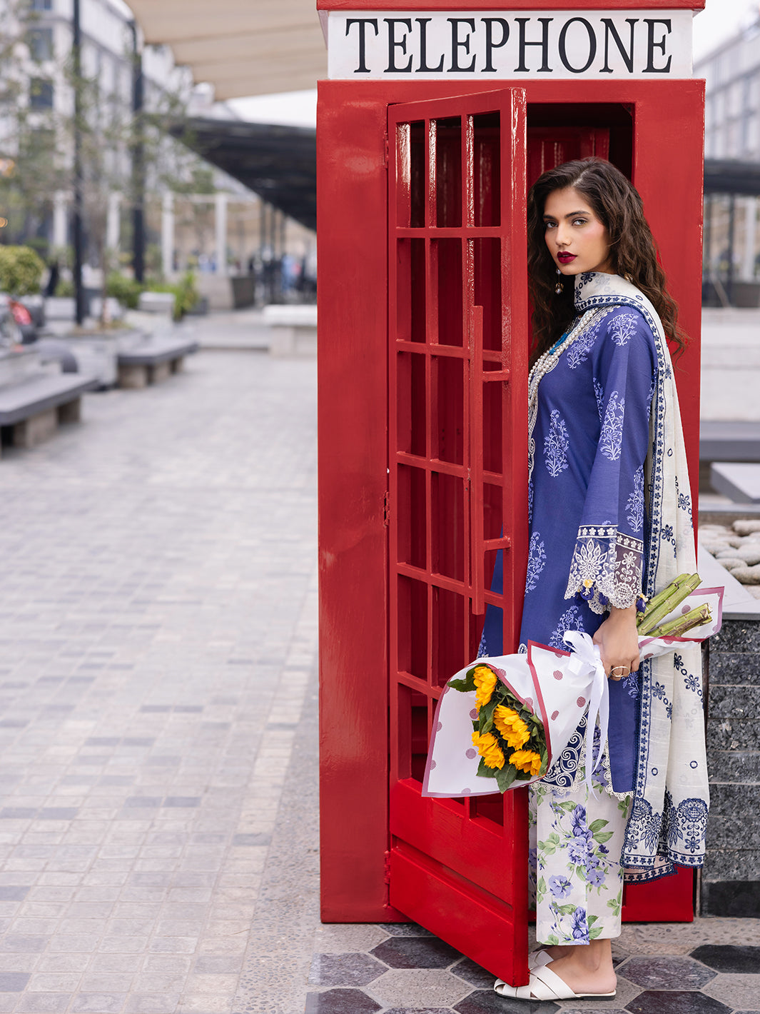 Mahnur | Broadway Luxury Lawn 25 | Tulip