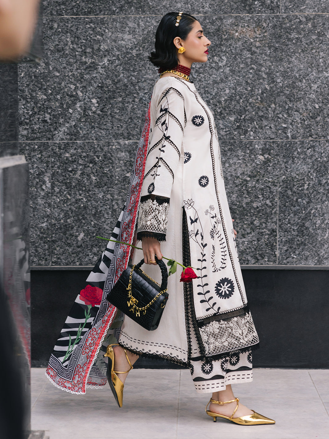 Mahnur | Broadway Luxury Lawn 25 | Freesia