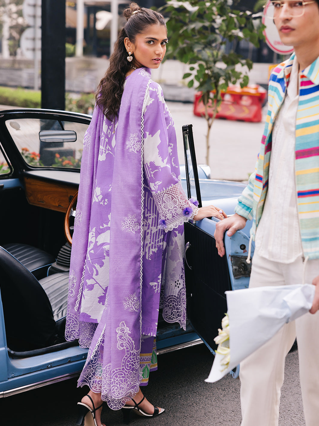 Mahnur | Broadway Luxury Lawn 25 | Viola