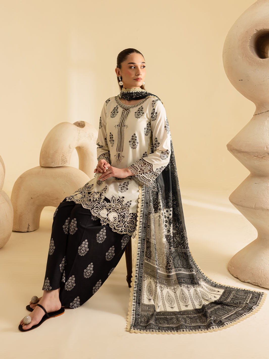 Mahnur | Leila Printkari Edit 25 | LP - 09