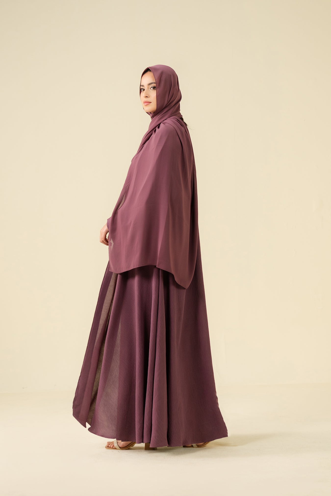 Mauve Abaya