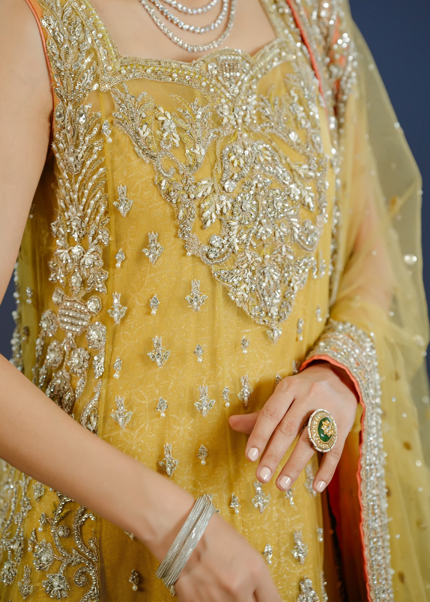 Mahgul | Aleah Formals | Mahnum