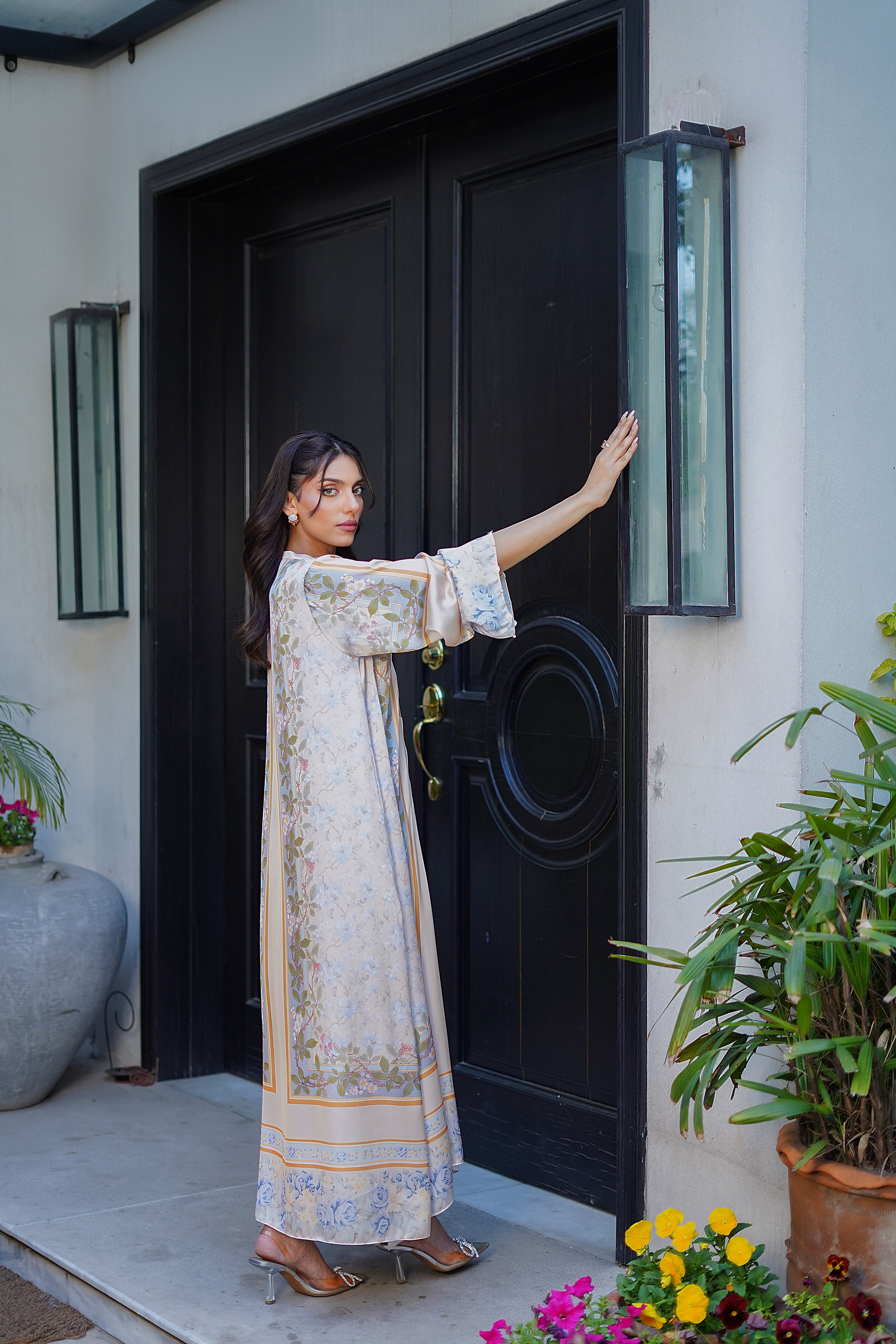 Erum Khan | Nue 25 | Sand Dune