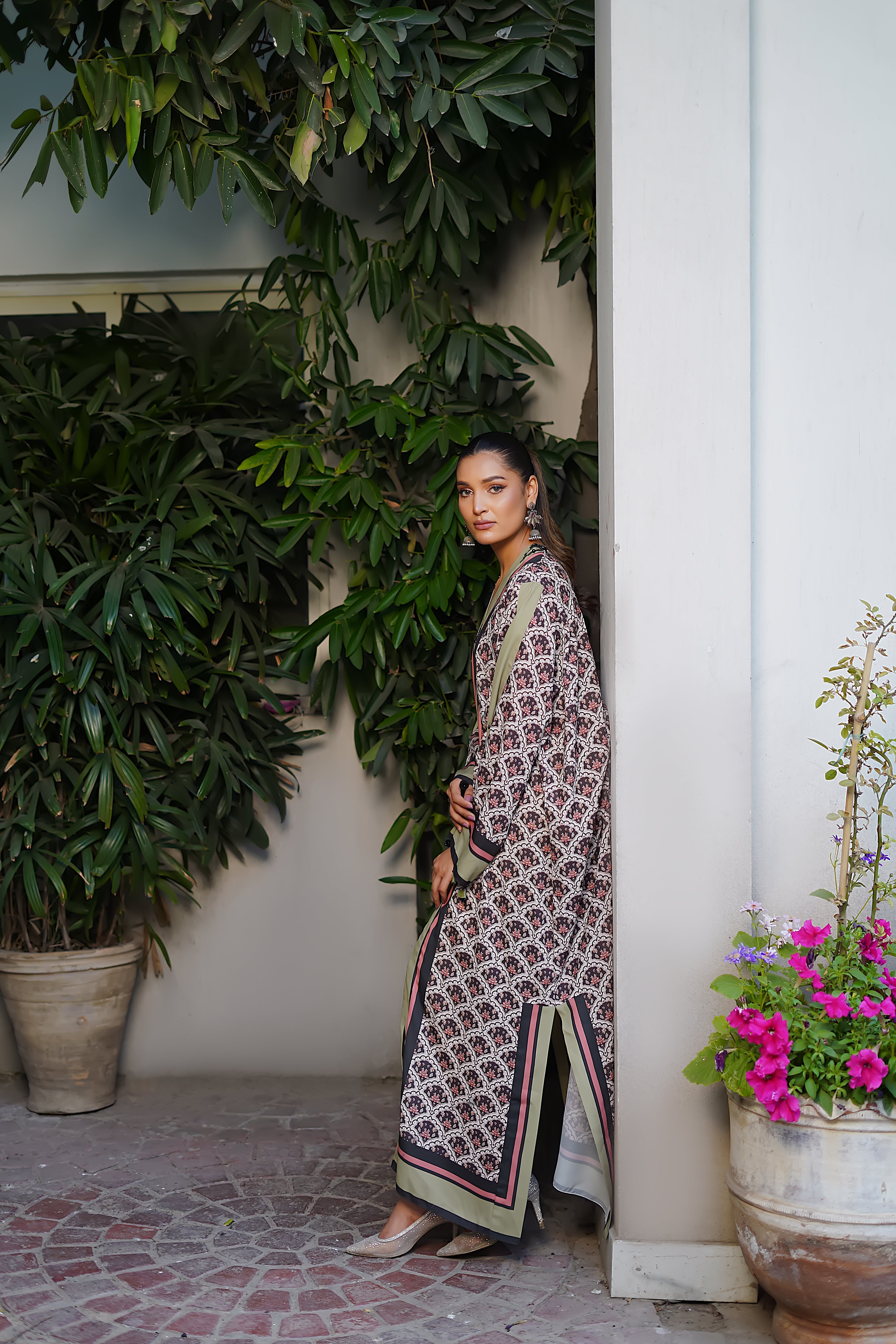 Erum Khan | Nue 25 | Mystic Charm