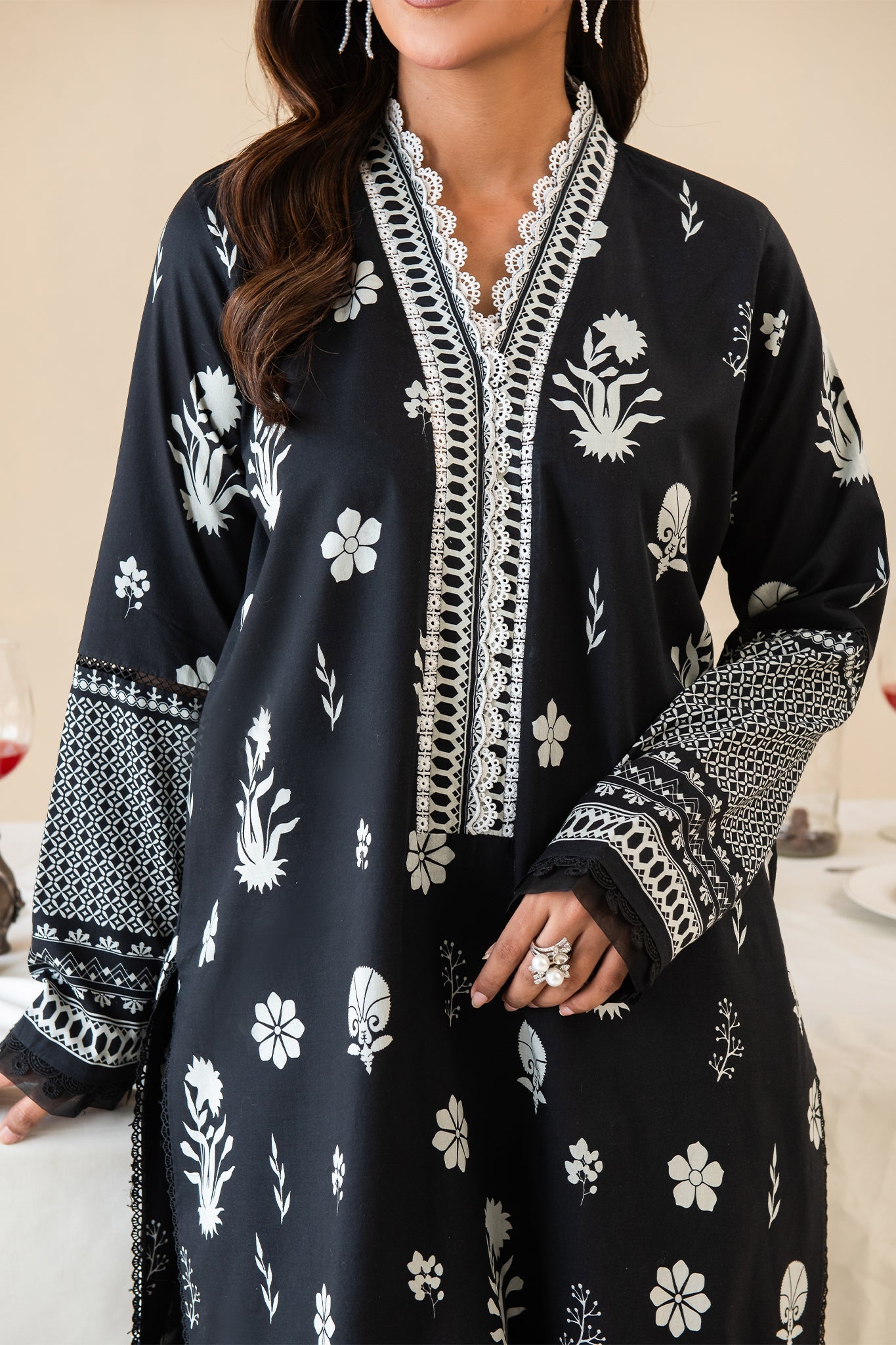 Faiza Faisal | Serene Lawn 24 | ELISE