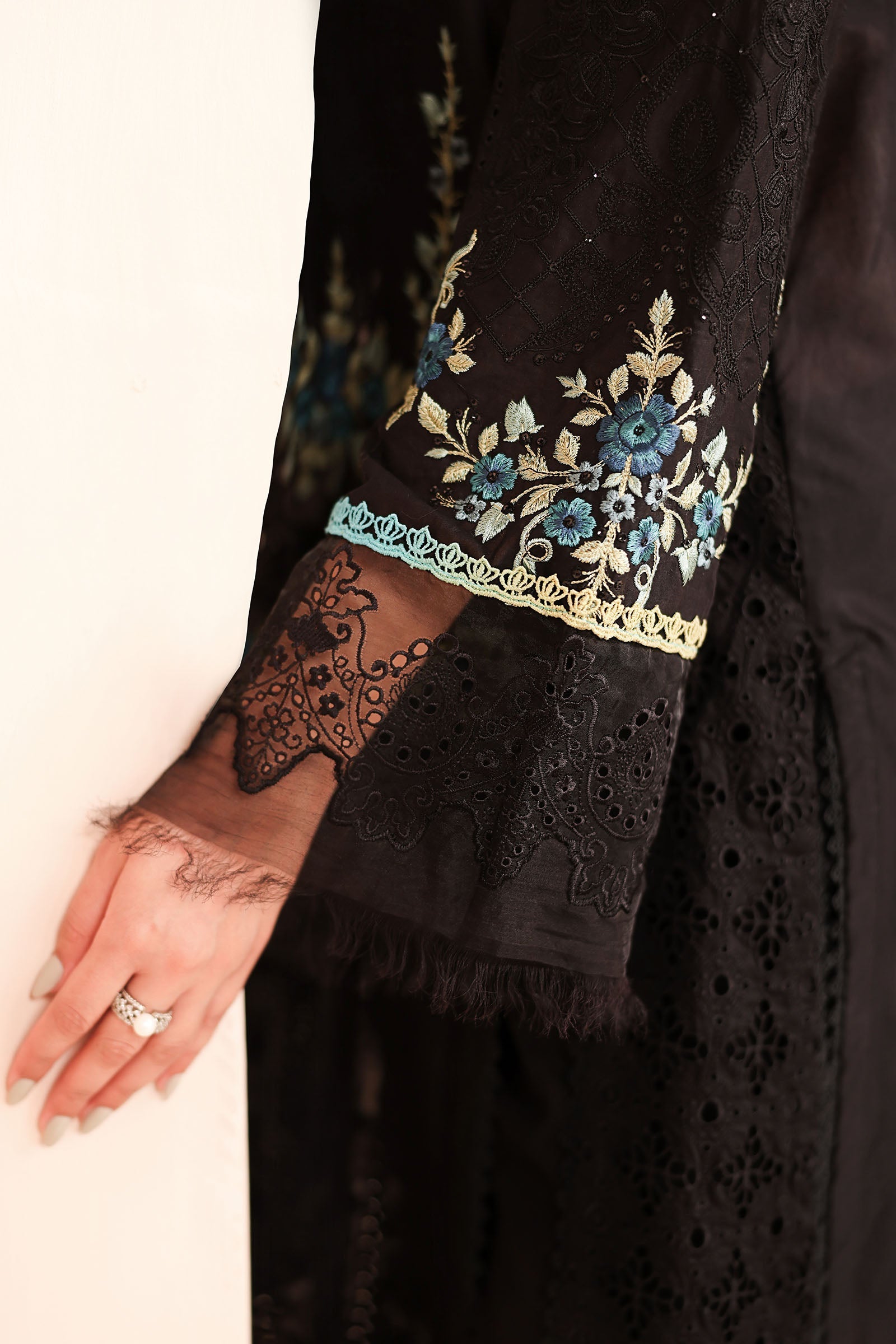 Maria B | Pre Fall Dresses | 3 Piece Embroidered Lawn Suit Black