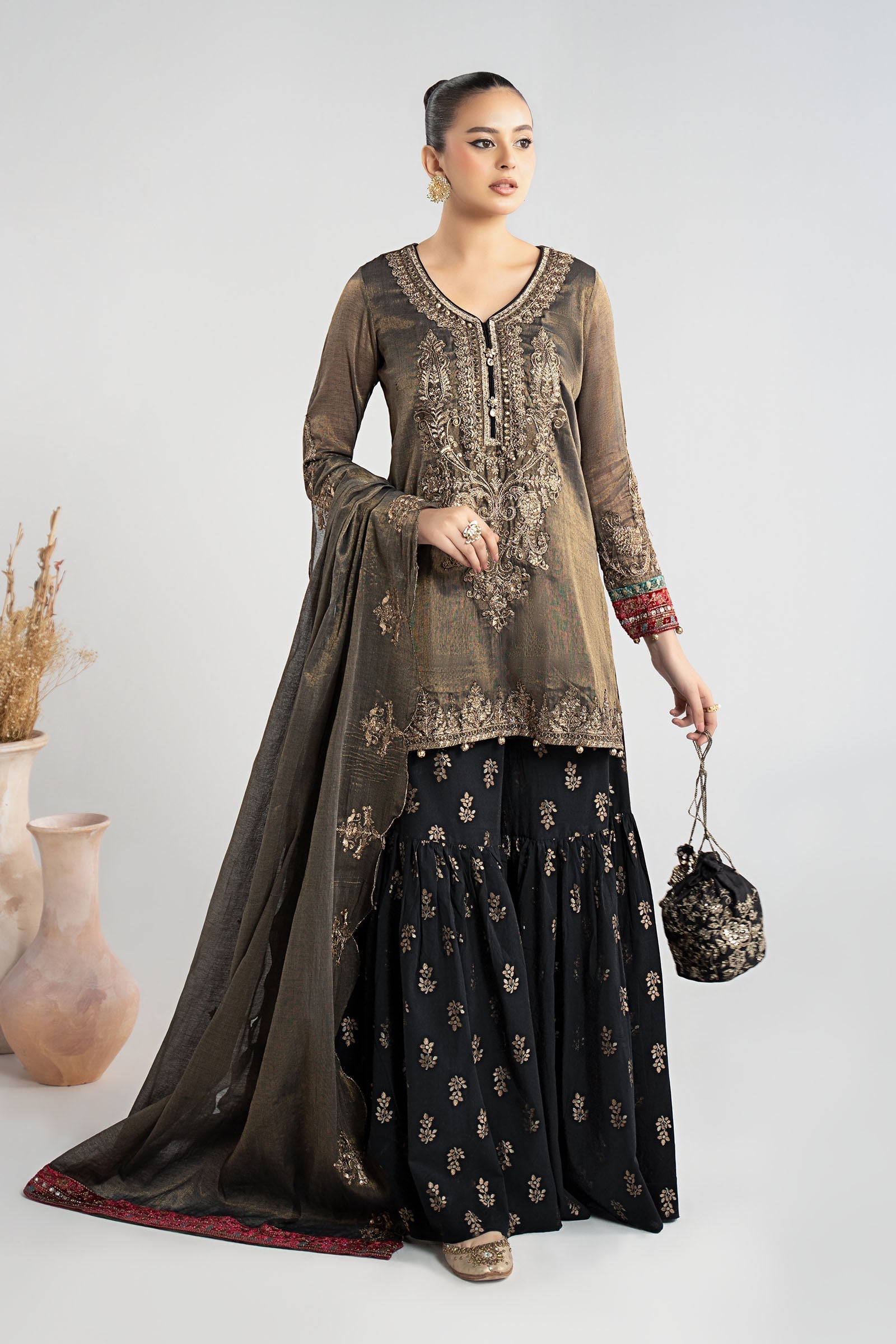 Maria B | Luxury Winter Pret 25 | DW-W25-01-Black