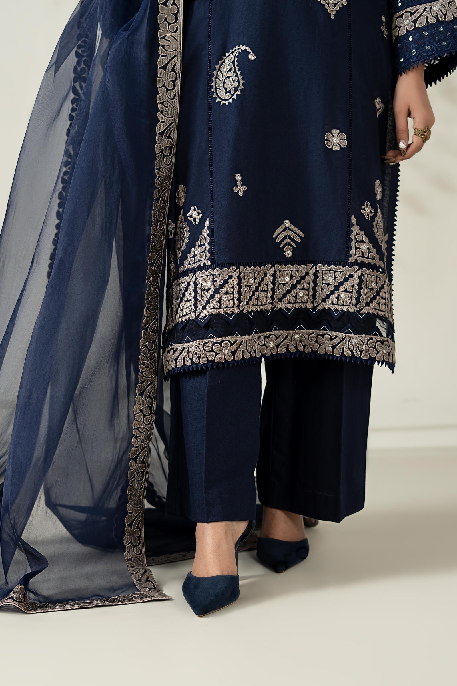 Maria B | Luxury Winter Pret 25 | DW-W25-54-Blue