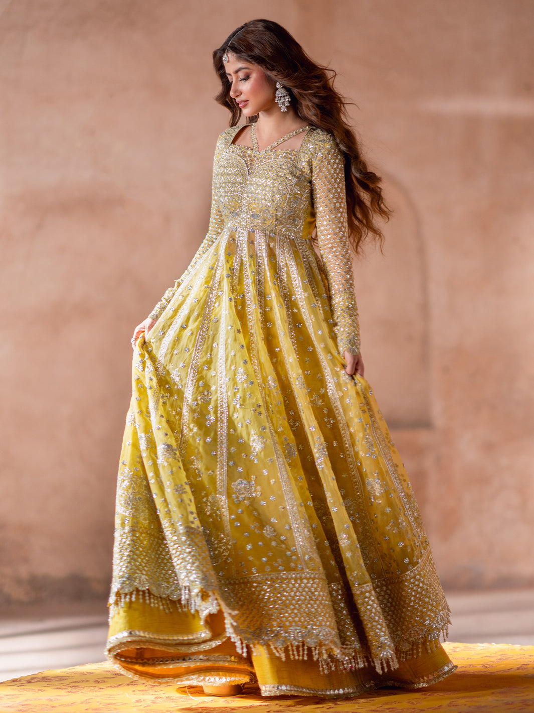 Bin Ilyas | Sona Gachi Luxury Formals | D-606