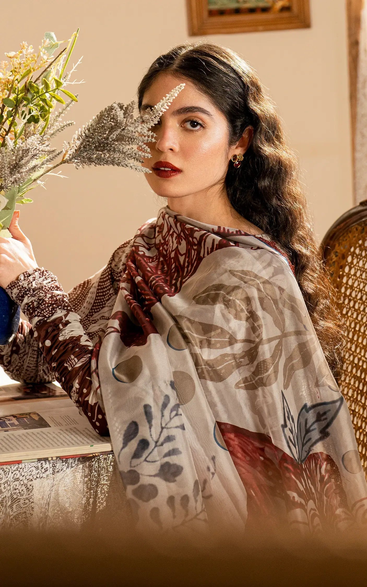 Asifa and Nabeel | Meraki Vintage 25 | Darcheeni (MVL25-07)