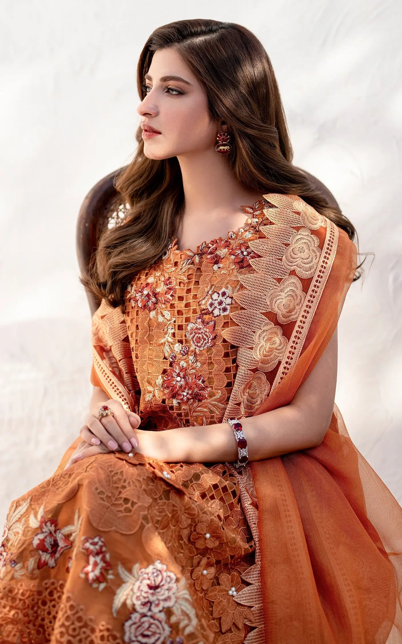 Asifa and Nabeel | Azalia Sumemr 25 | Day lily (AZL25-07)