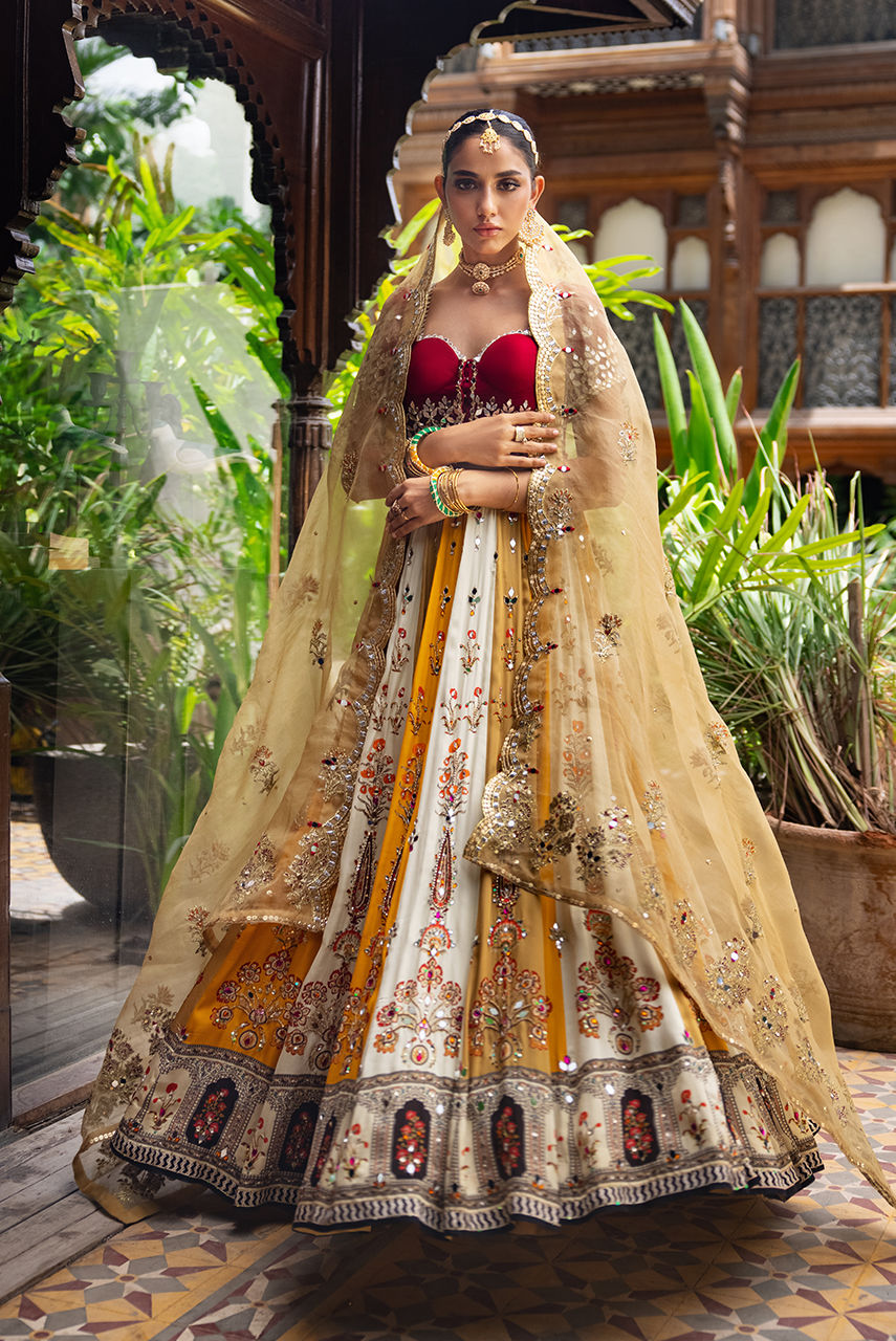 Deepak Perwani | Jaipur Heritage Wedding Wear | Ktd4091