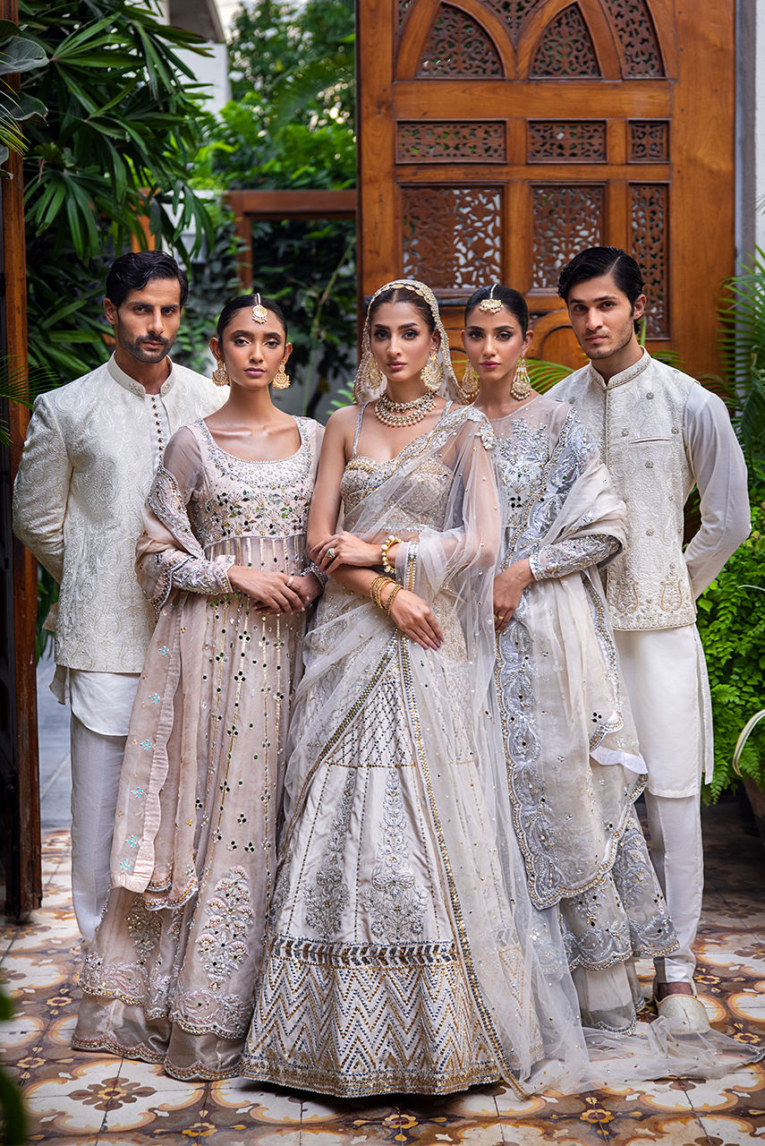 Deepak Perwani | Jaipur Heritage Wedding Wear | Ktd4095