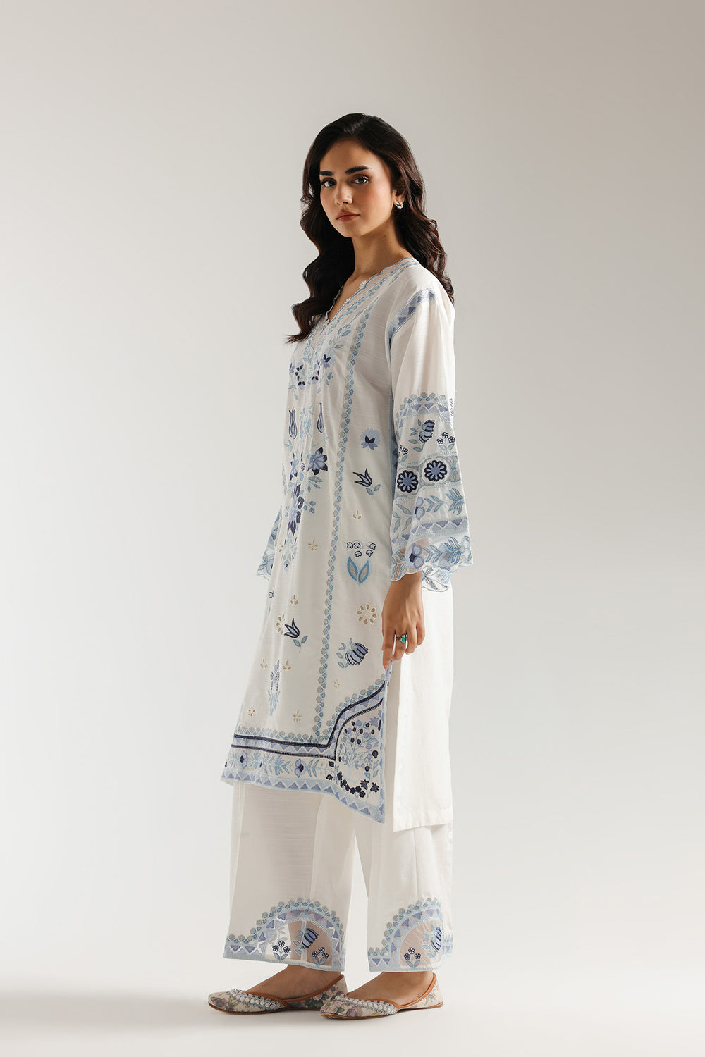 Ethnic | Rozana Collection 25 | Embroidered Dress 17A