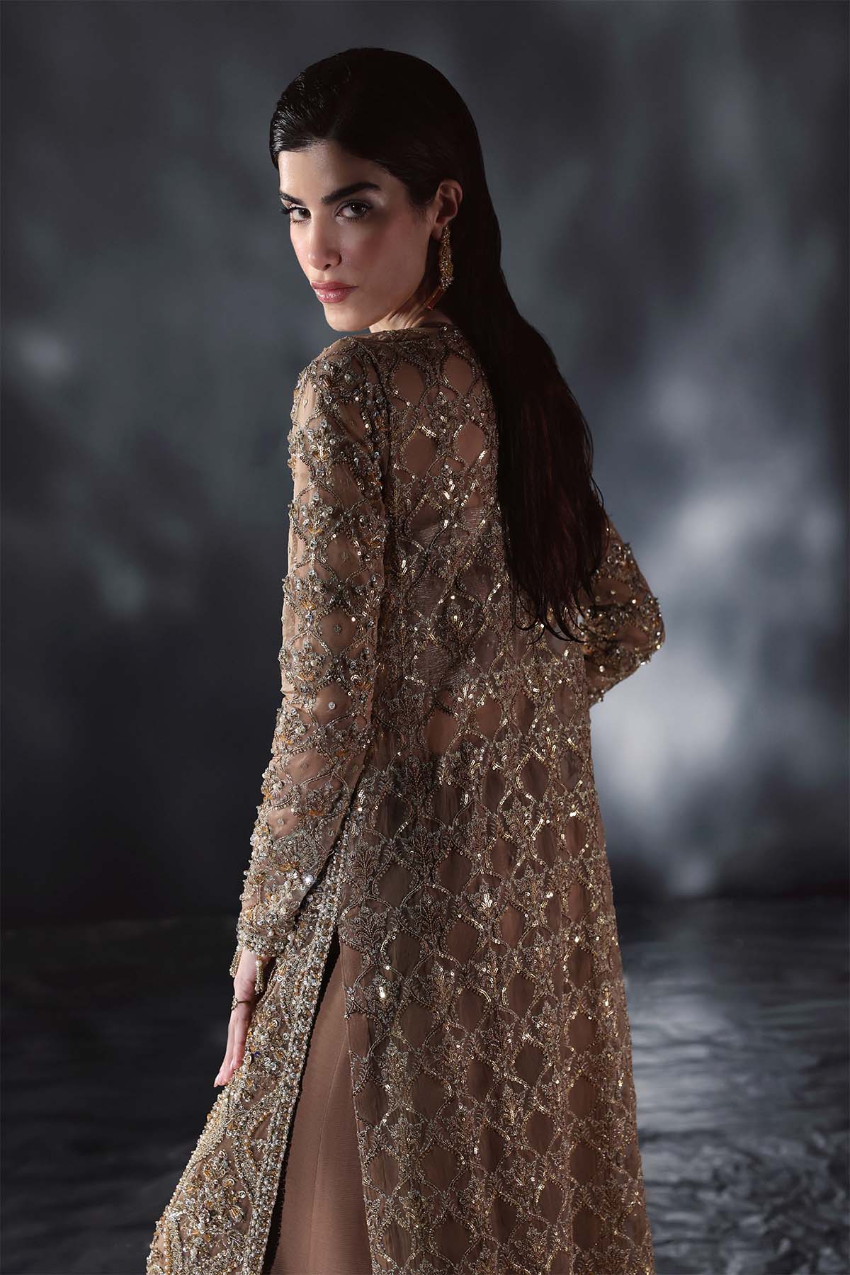 Enzo | Chateau De Lumiere | Nue