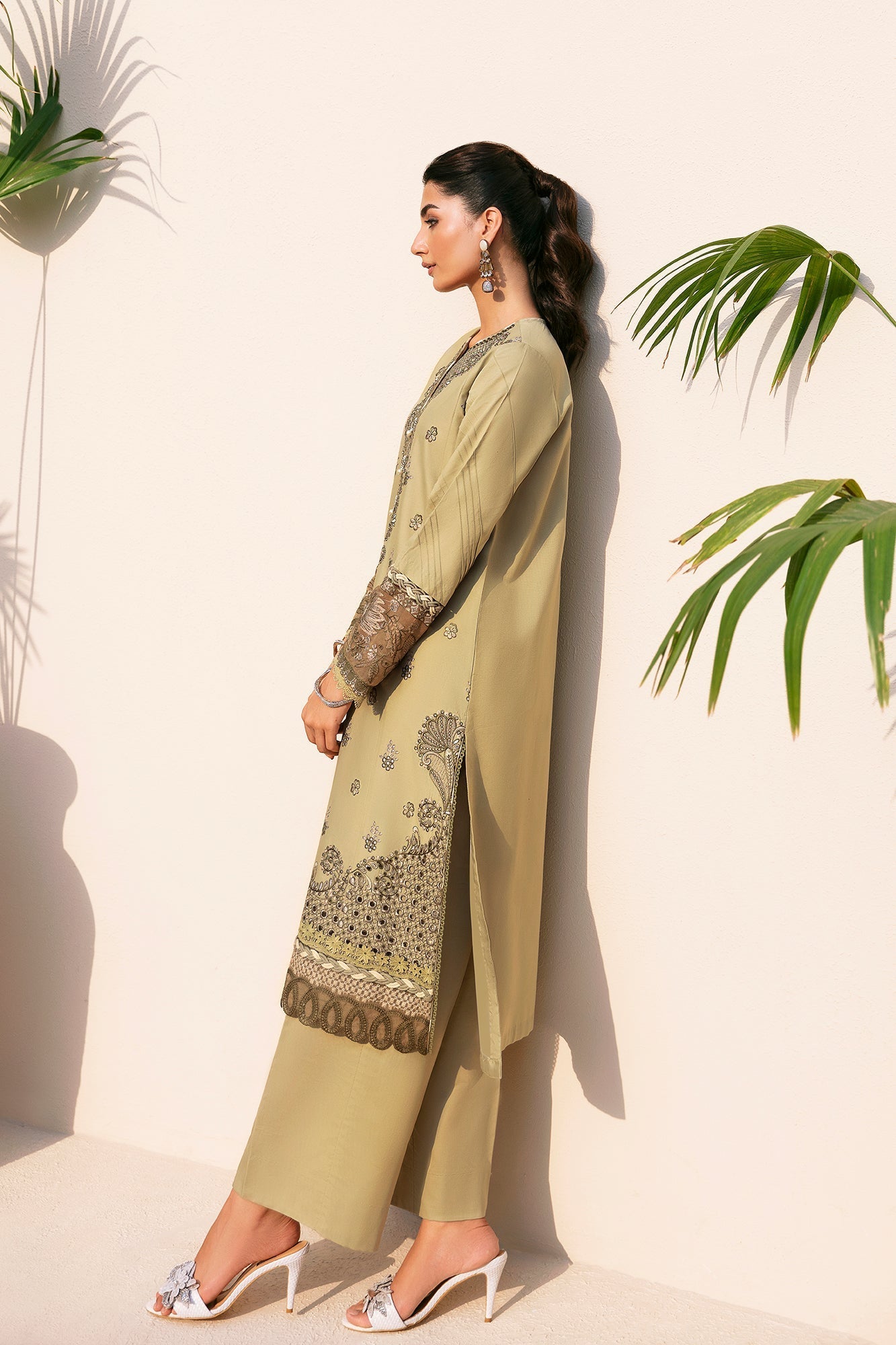 Ethnic | Rozana Winter Collection | ET-06