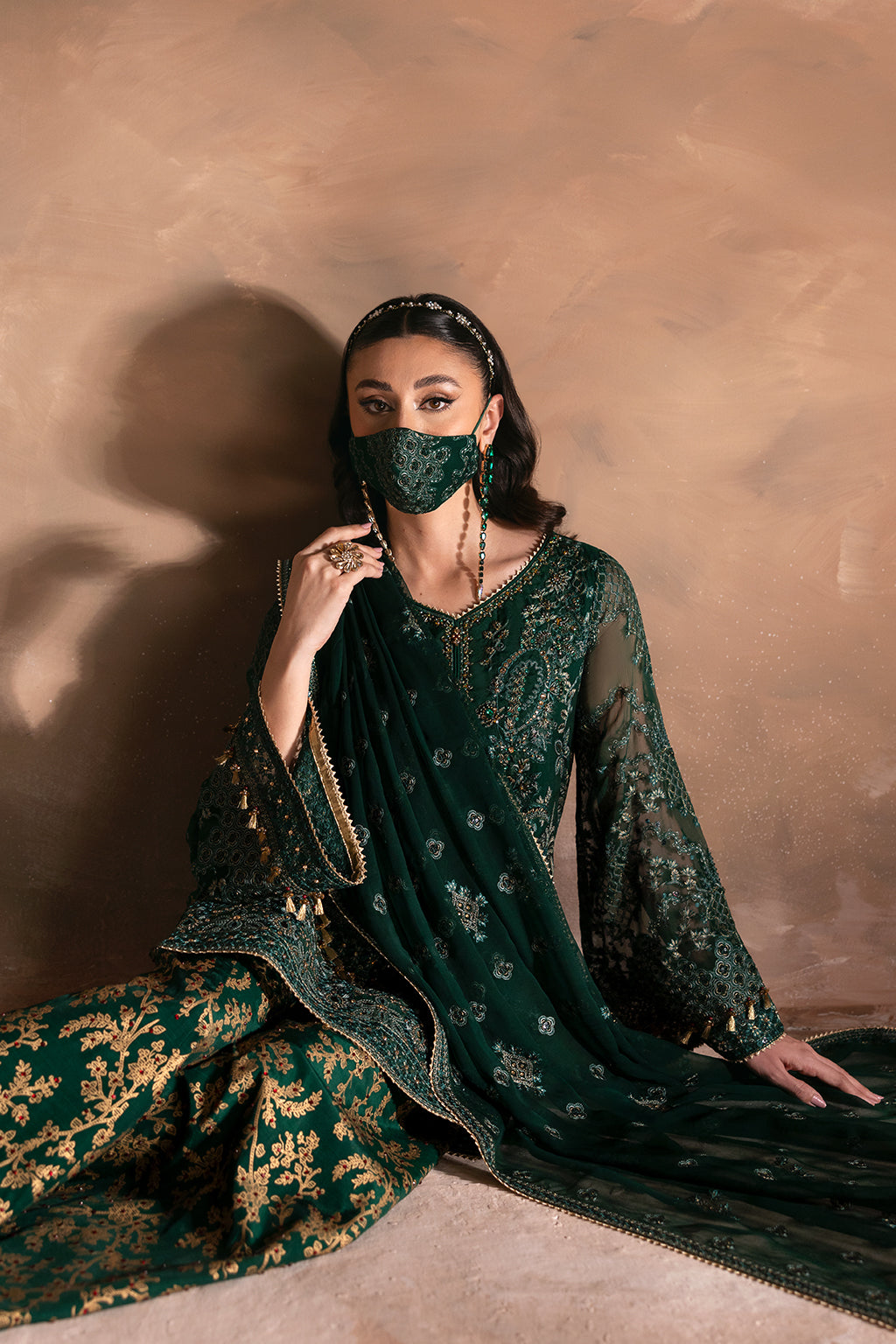 Flossie | Laconic Formals | FE - 901 B