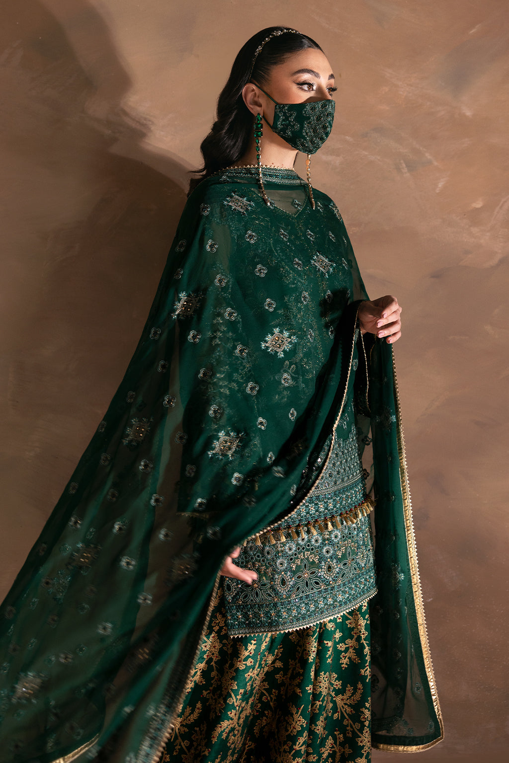 Flossie | Laconic Formals | FE - 901 B