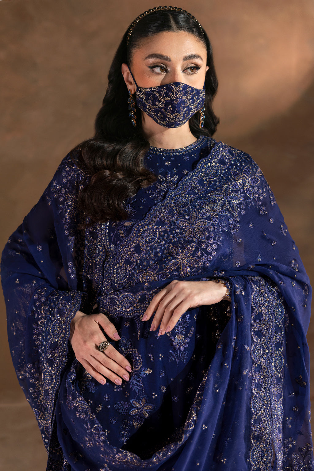 Flossie | Laconic Formals | FE - 902 A