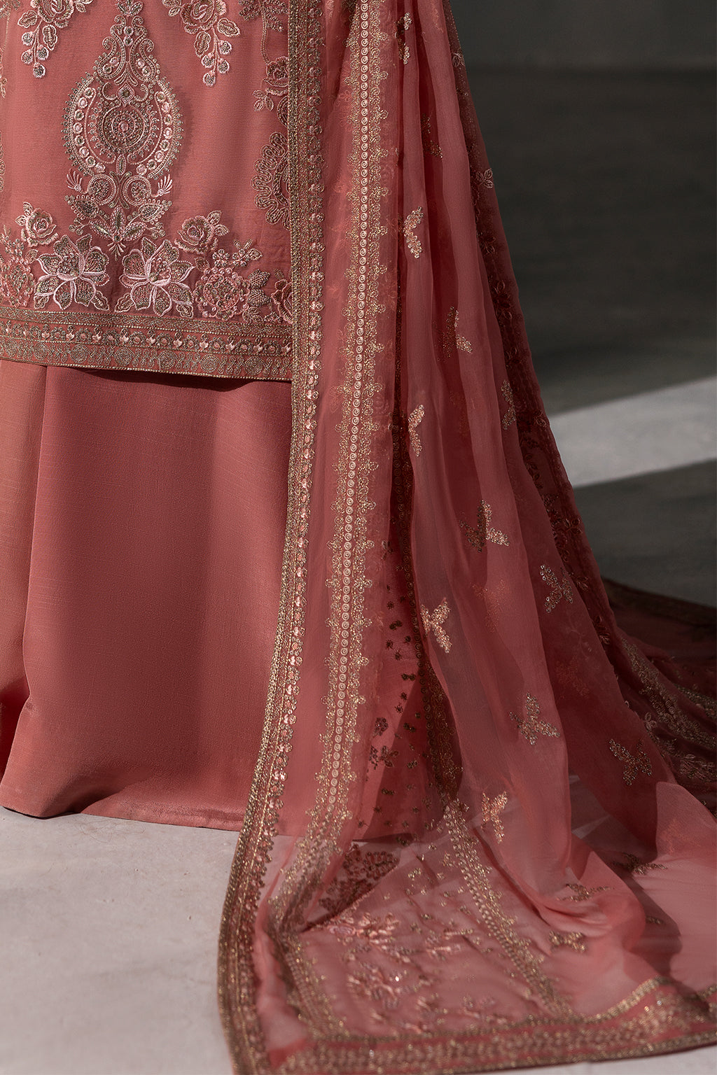 Flossie | Laconic Formals | FE - 907 A