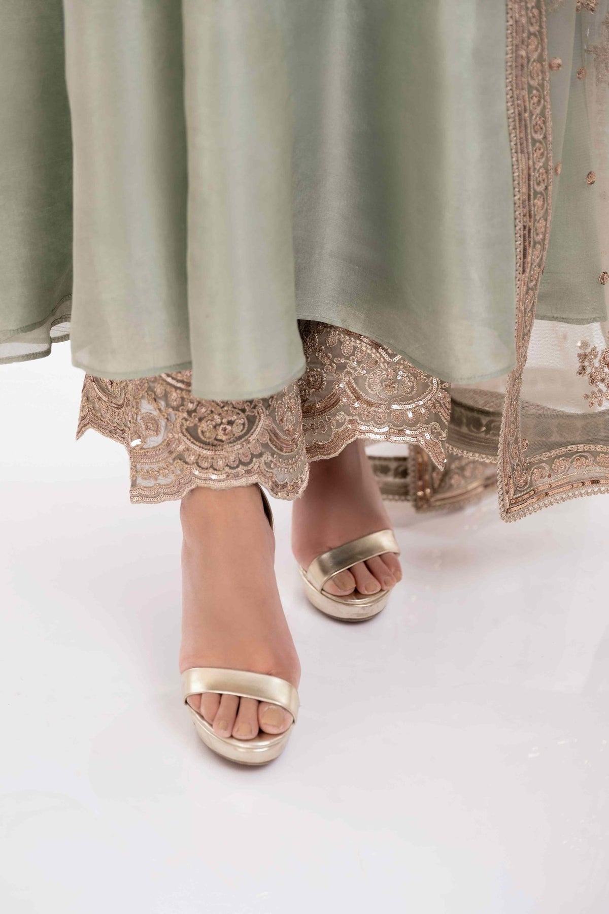 Fahad Hussayn | Luxury Pret | Zanar