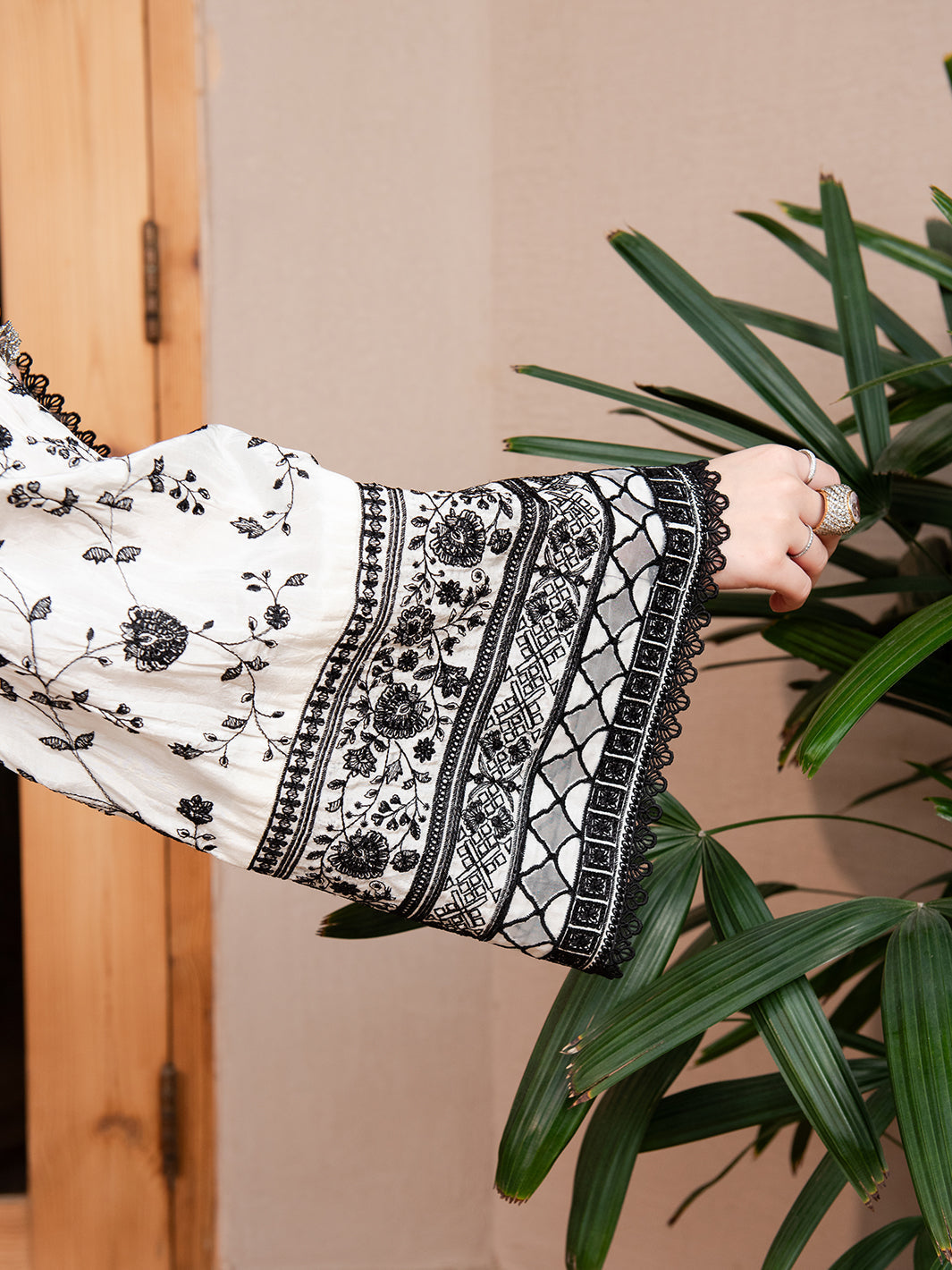 Faiza Faisal | Signature Pret |  AMBER