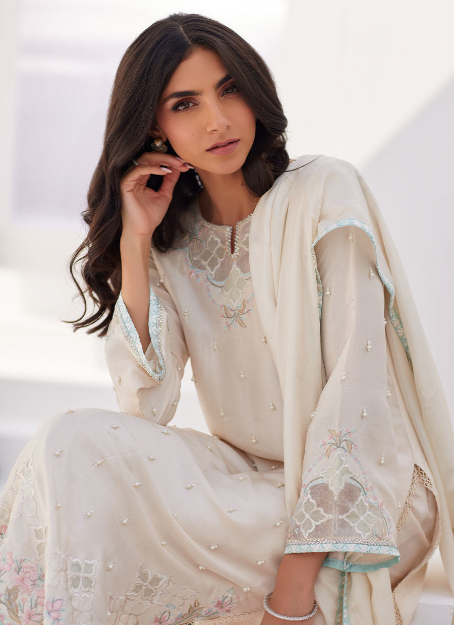 Farah Talib Aziz | Zaza Luxe Pret 24 | LYA IVORY EMBELLISHED RAW SILK SHIRT AND DUPATTA