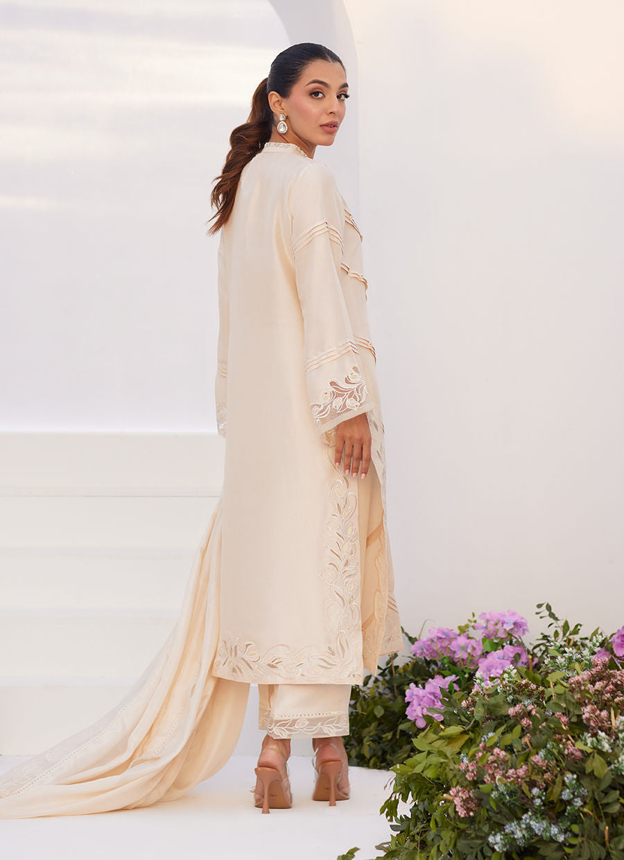 Farah Talib Aziz | Zaza Luxe Pret 24 | TISELE IVORY PLEATED RAW SILK SHIRT AND DUPATTA