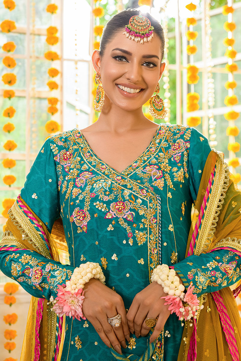 Fatima Khan | Nissa Formals 24 | Mira