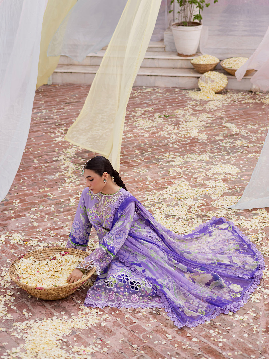 Mahnur | Gulzar Winter 25 | G - 07