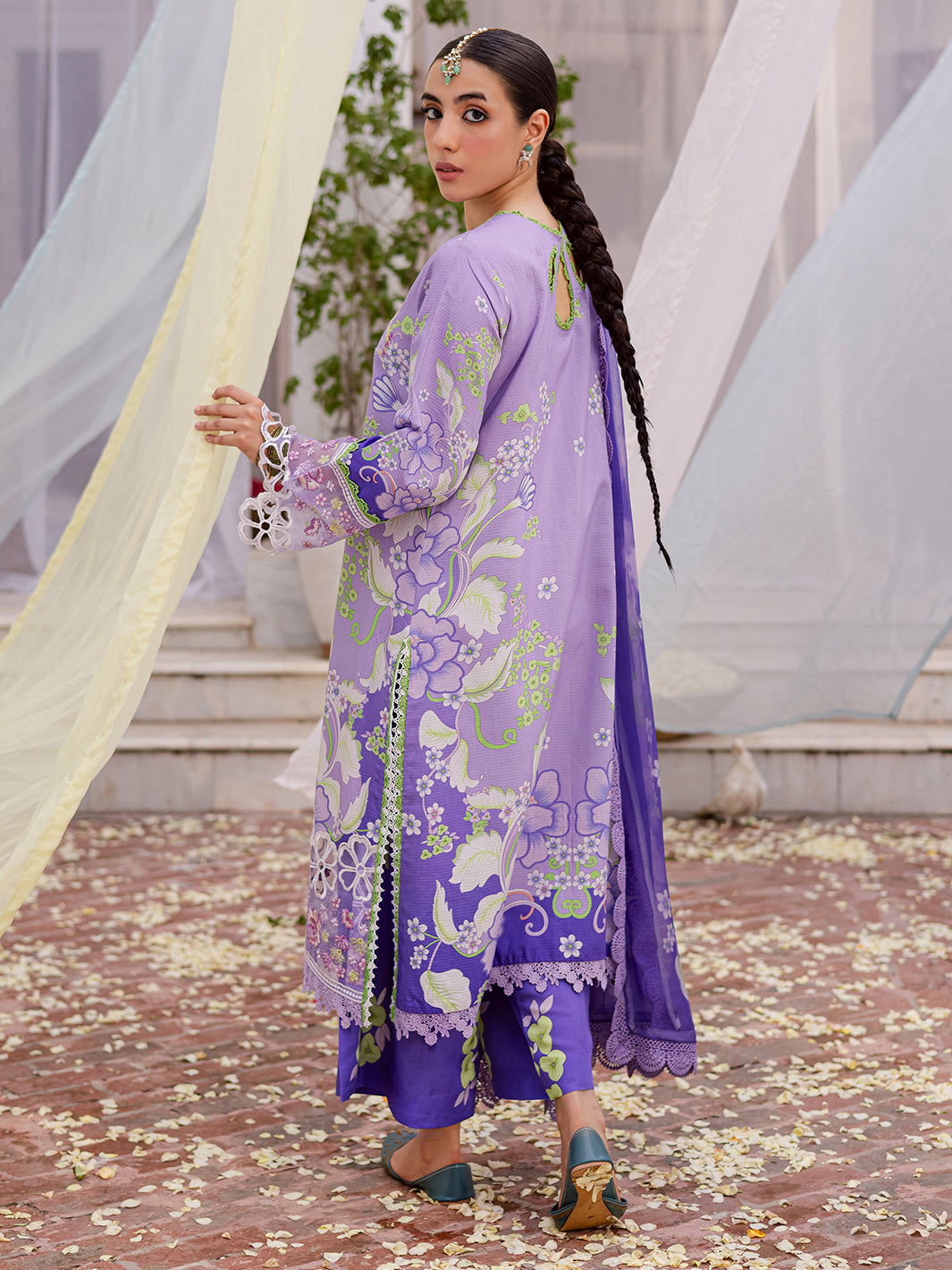 Mahnur | Gulzar Winter 25 | G - 07