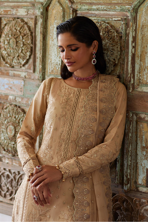 Gulaal | Luxury Lawn 25 | Daphne