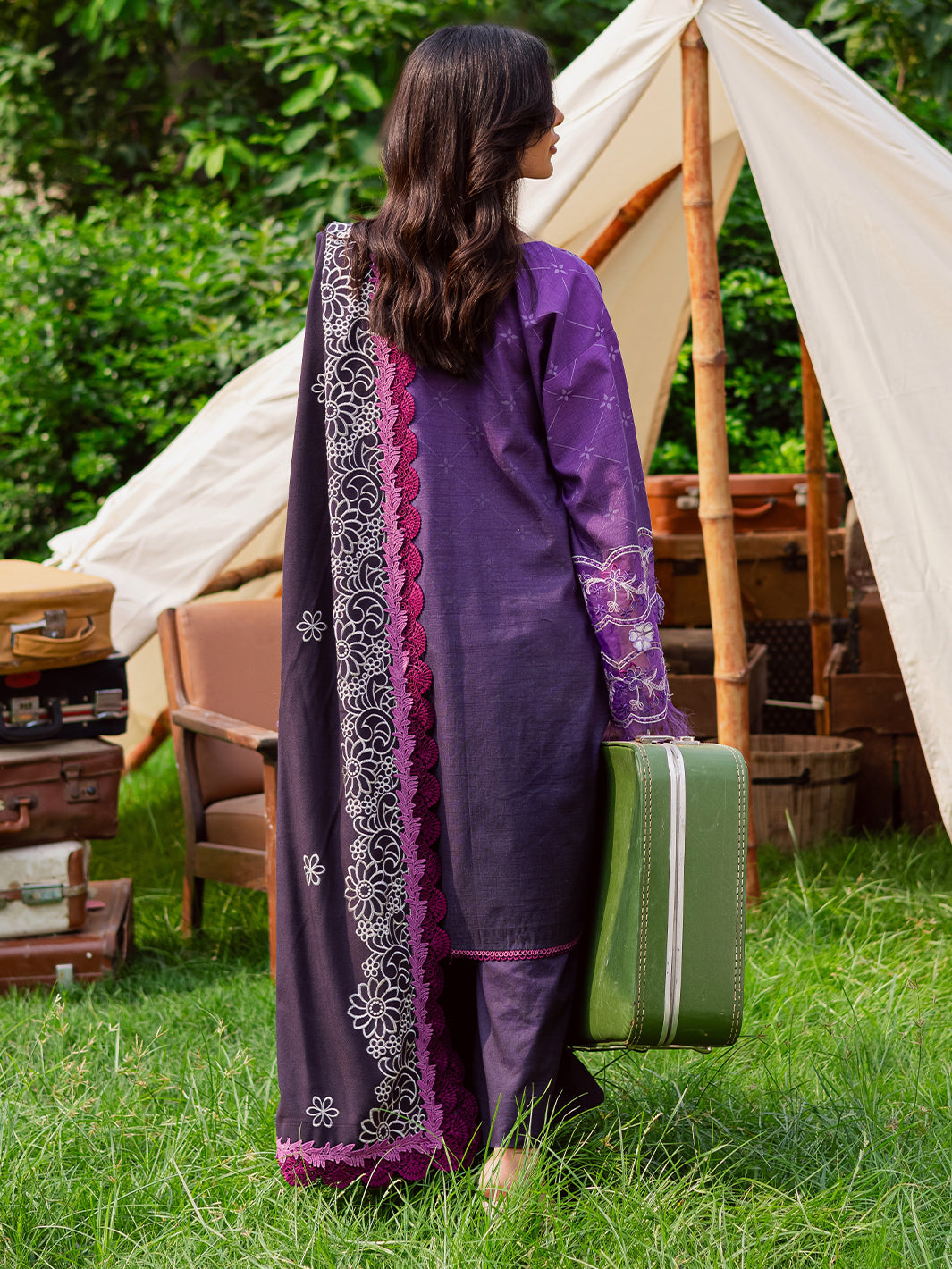 Mahnur | Gardenia Khaddar 25 | GR-01